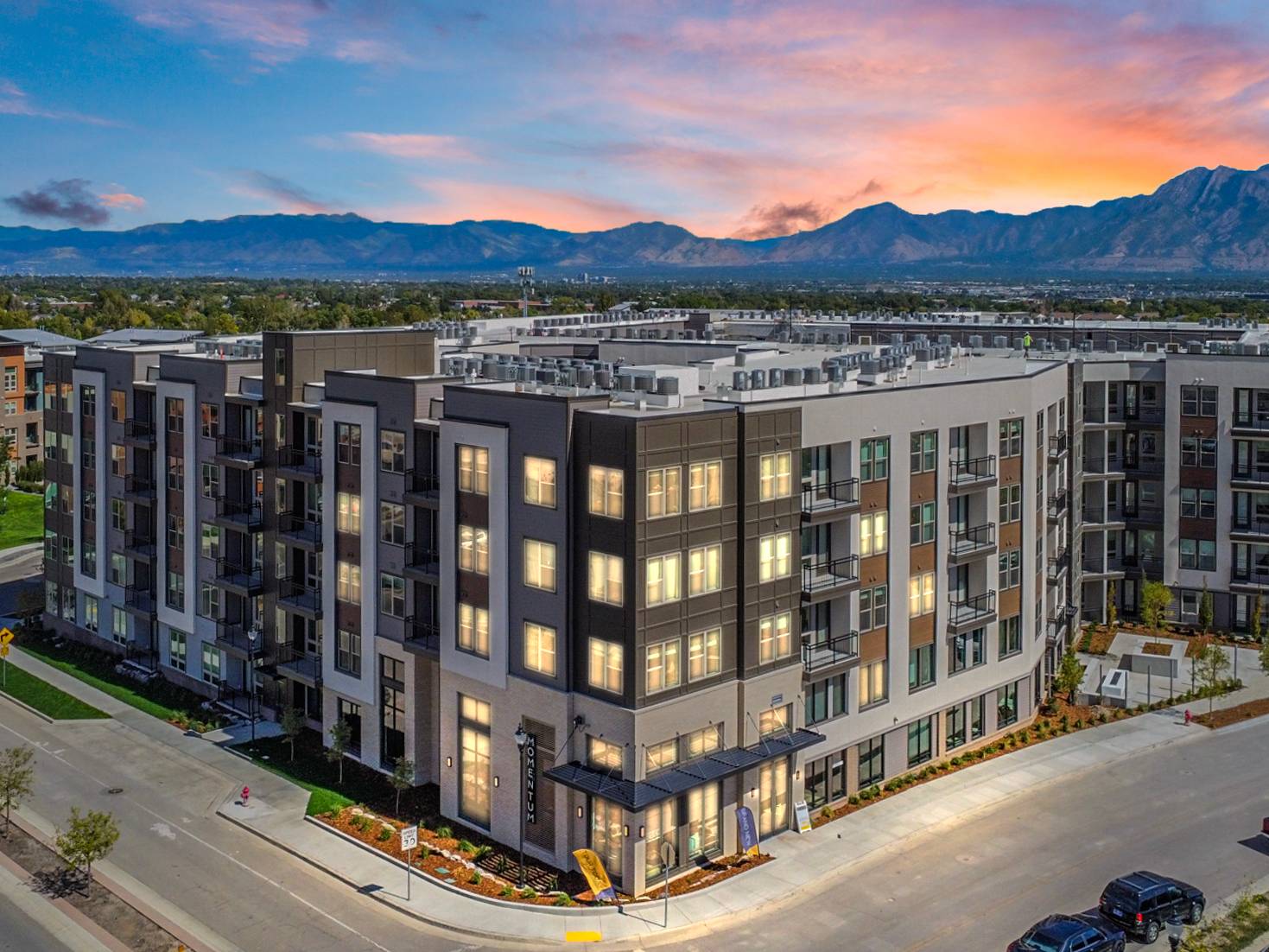 Momentum Apartments