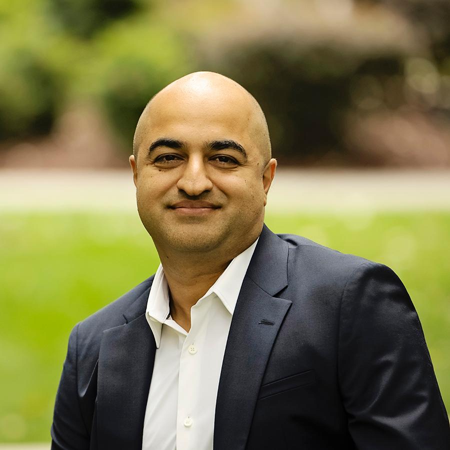 Bahman Bina