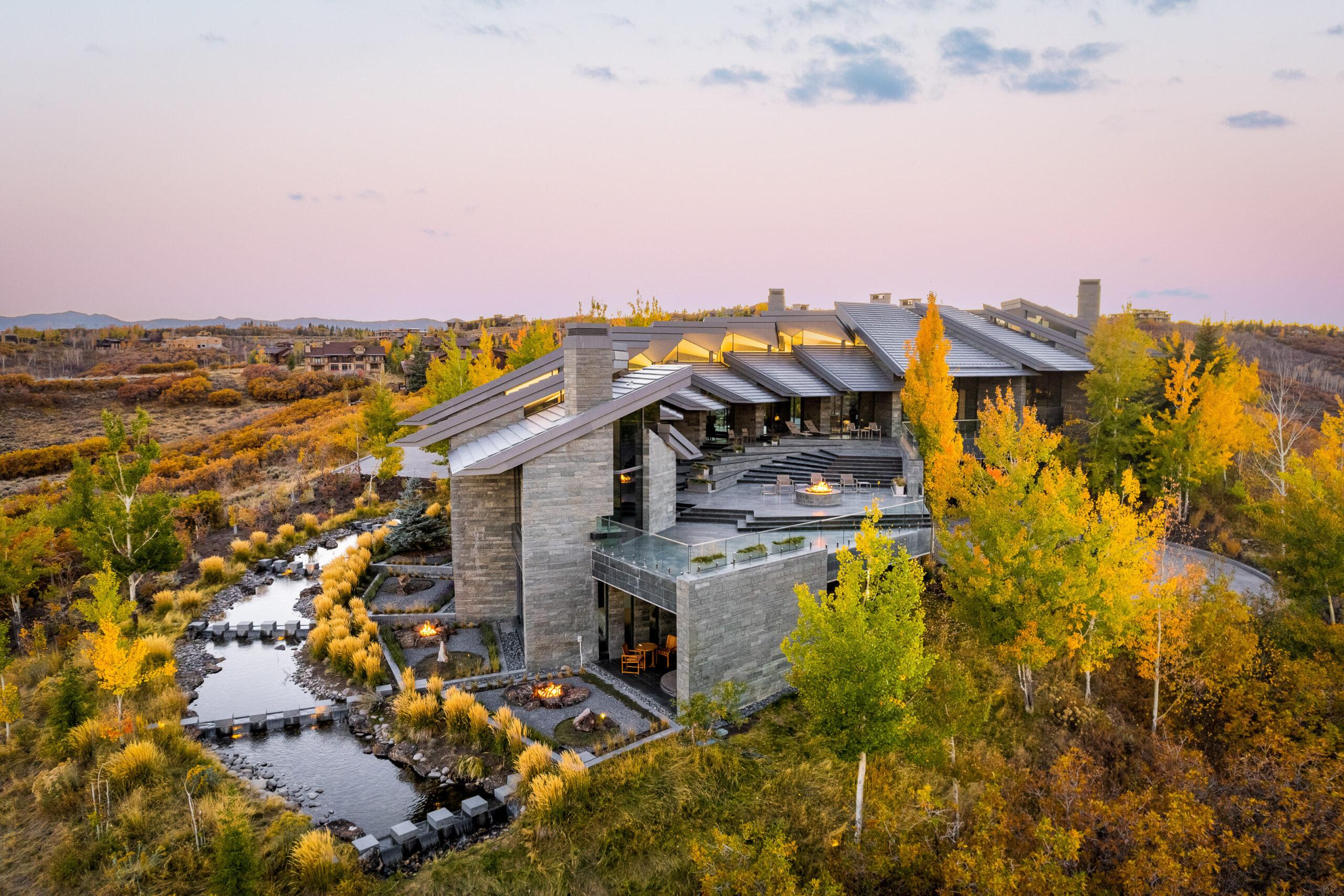 Cascade House, photo 1