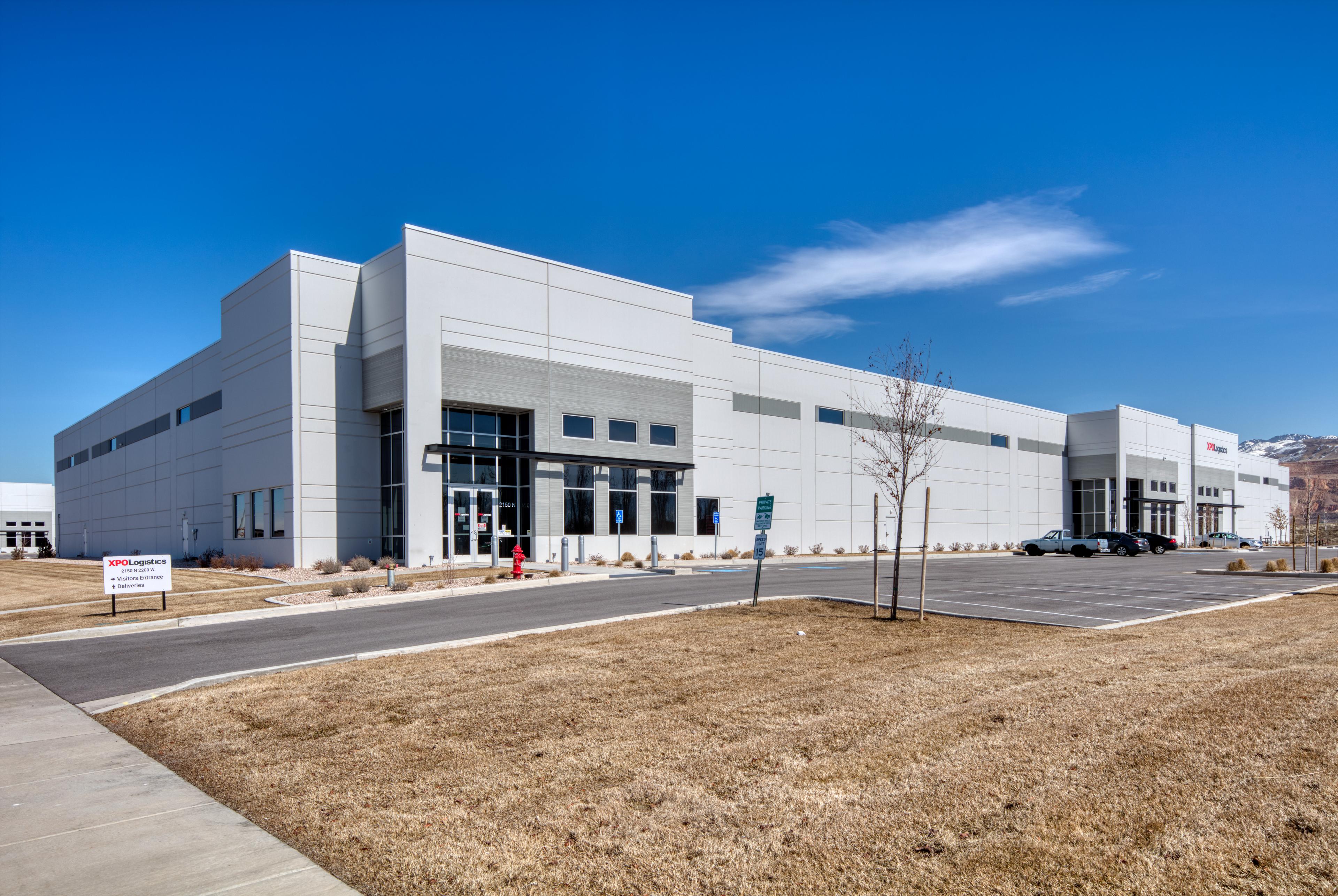 I-215 Commerce Center, photo 1