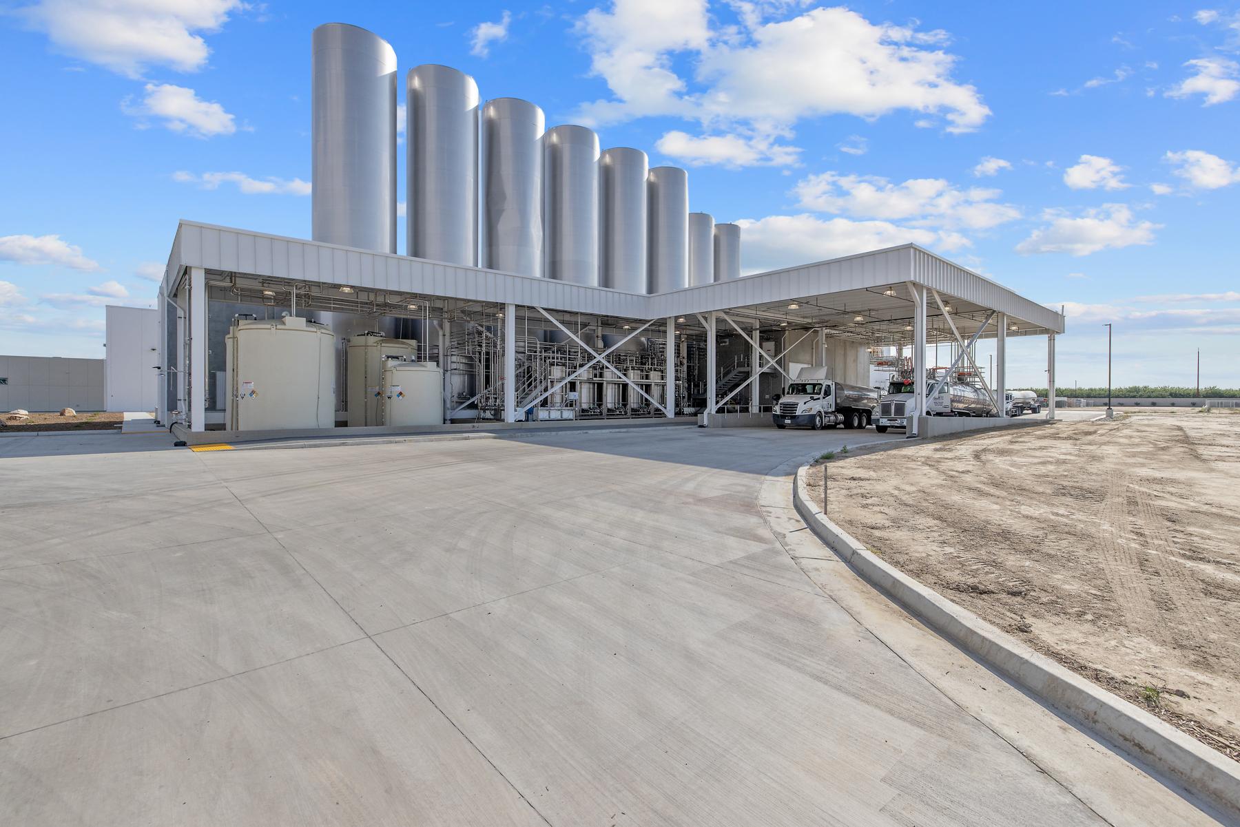 Valley Natural Beverages Milk Processing Plant, photo 1