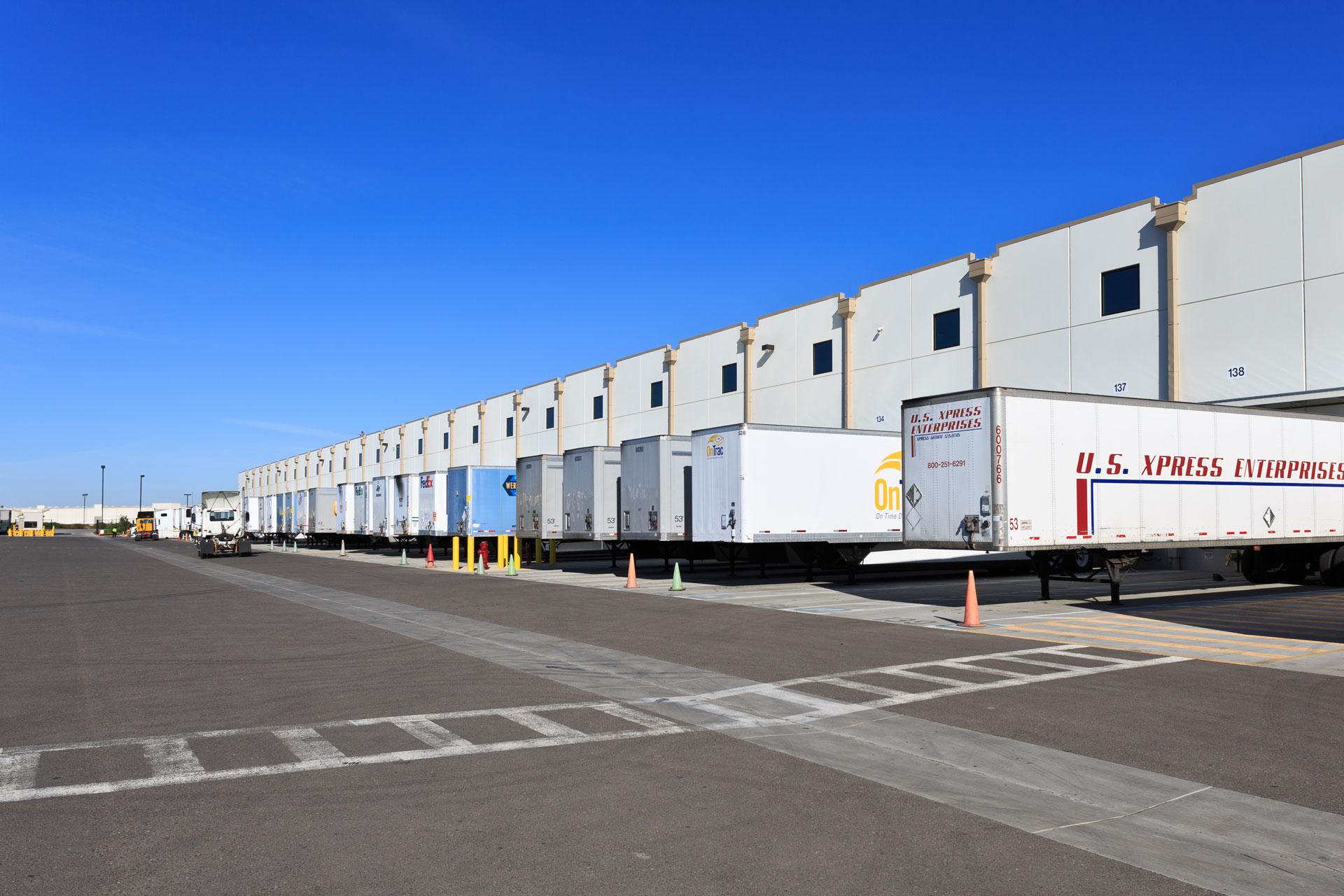 Amazon Patterson Fulfillment Center OAK3, photo 2