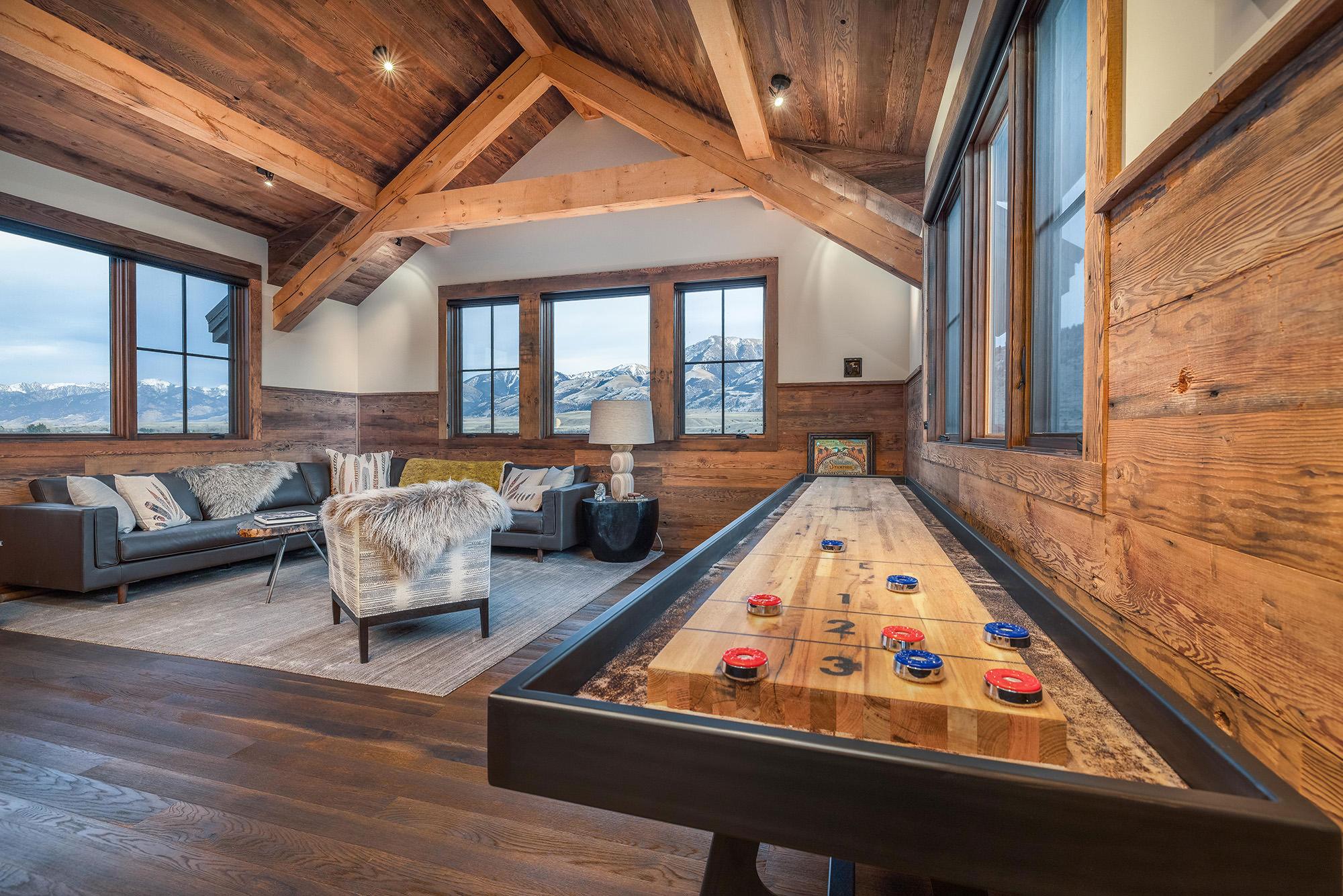 Yellowstone Saloon, photo 7